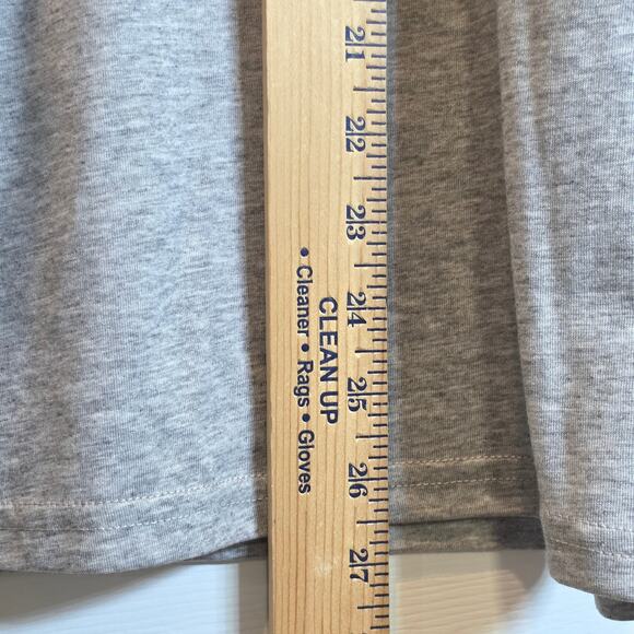 Sundance Camden Joy Tee Long Sleeve Ruffle Sleeve Top Sz XL Gray Raglan Sleeves - Picture 12 of 12